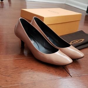 TOD'S Nude Patent Heels